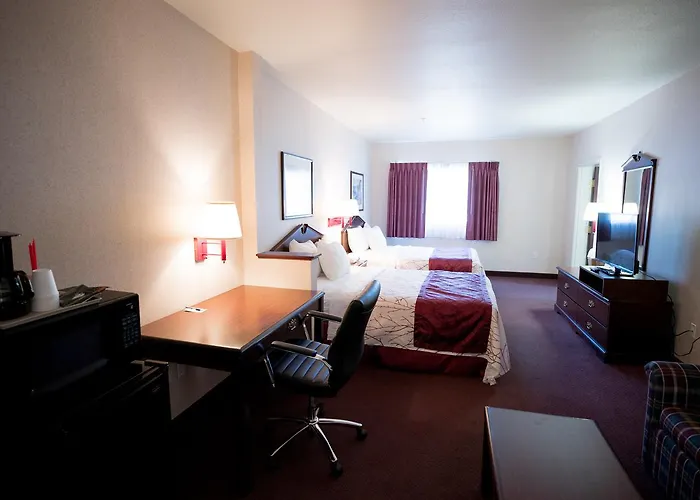 Portland Suites Airport East