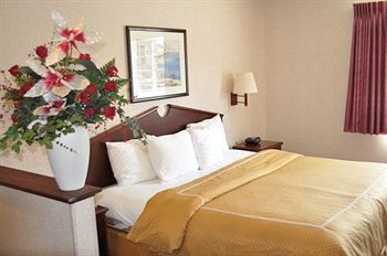 Portland Airport East Hotel