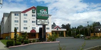 Portland Airport East 2* Fairview