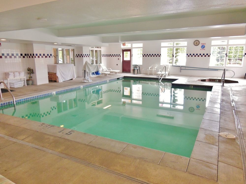 Hotel Portland Airport East 2*