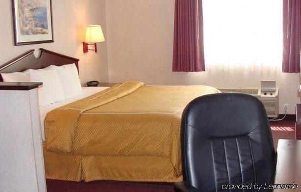 Portland Airport East Hotel