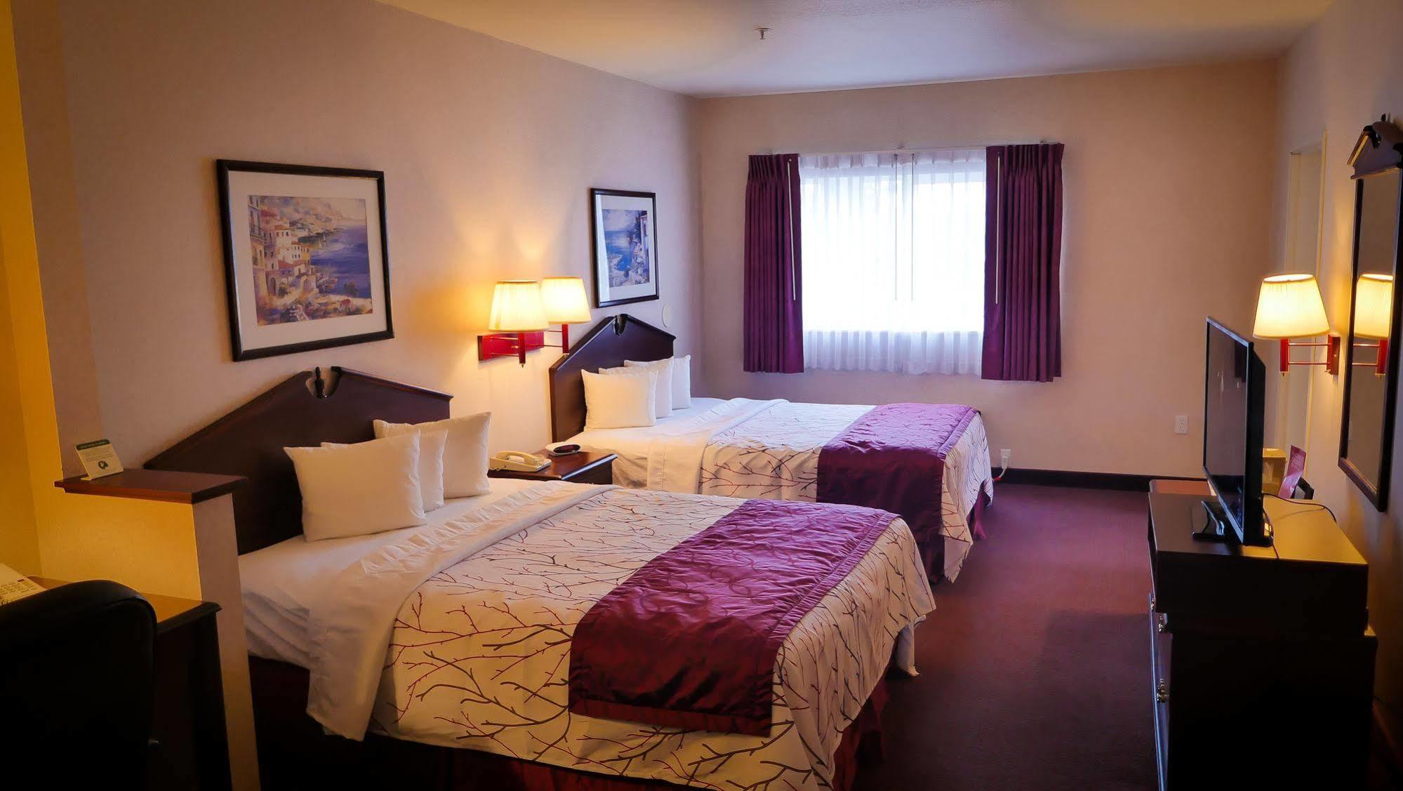 Hotel Portland Airport East 2*
