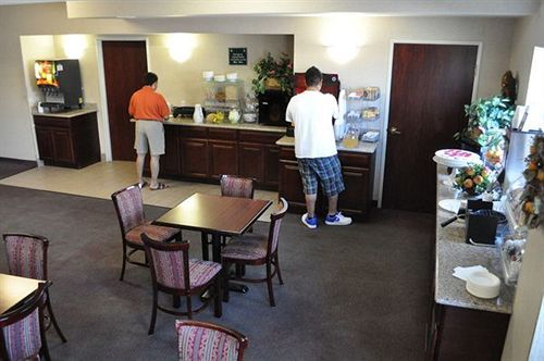 Hotel Portland Airport East 2*